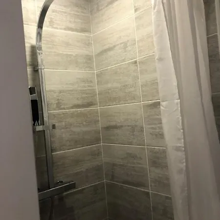 فندق مبيت وإفطار Grande Familiale Jaune Bonnement Bien 3*