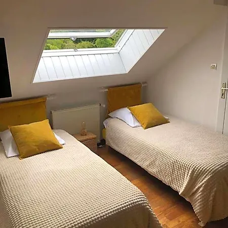 B&B Grande Familiale Jaune Bonnement Bien