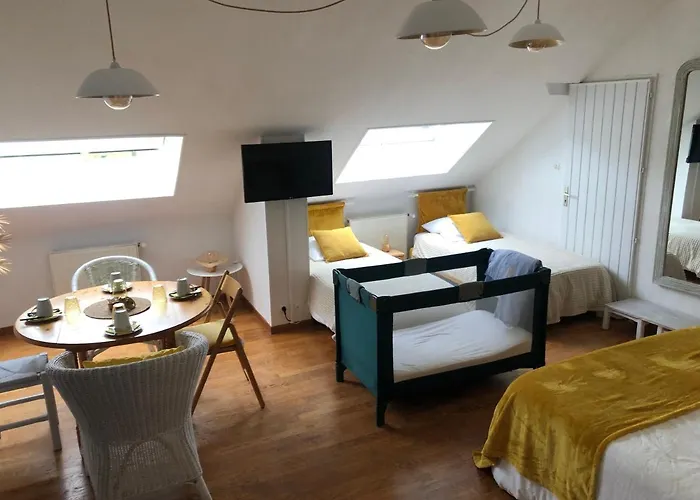 Grande Familiale Jaune Bonnement Bien B&B 3*