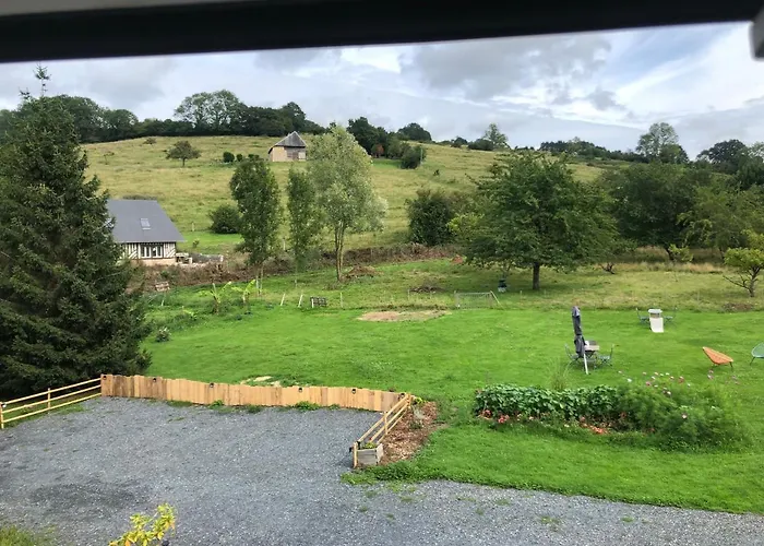 B&B Grande Familiale Jaune Bonnement Bien